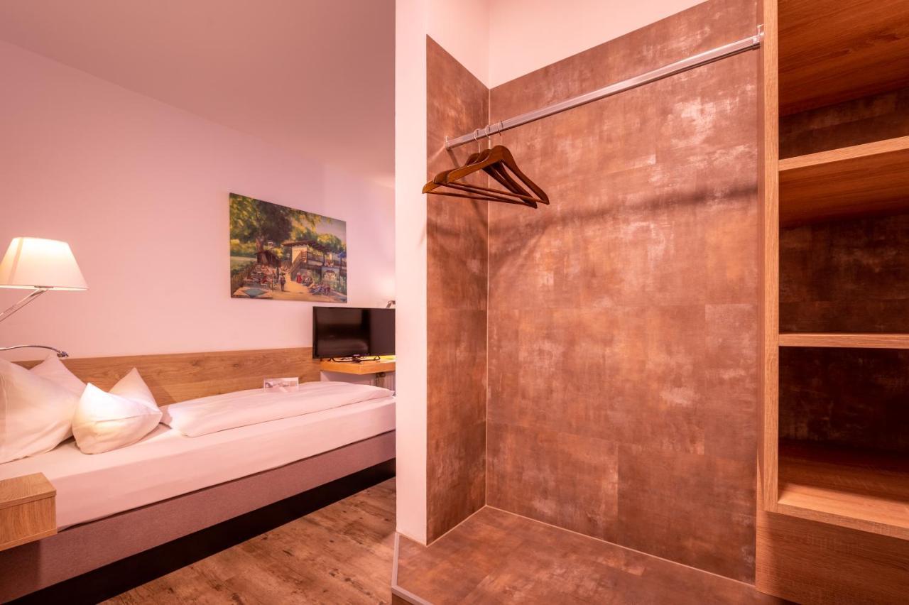 Zur Post Kuemmersbruck Hotel & Tiny Houses Extérieur photo