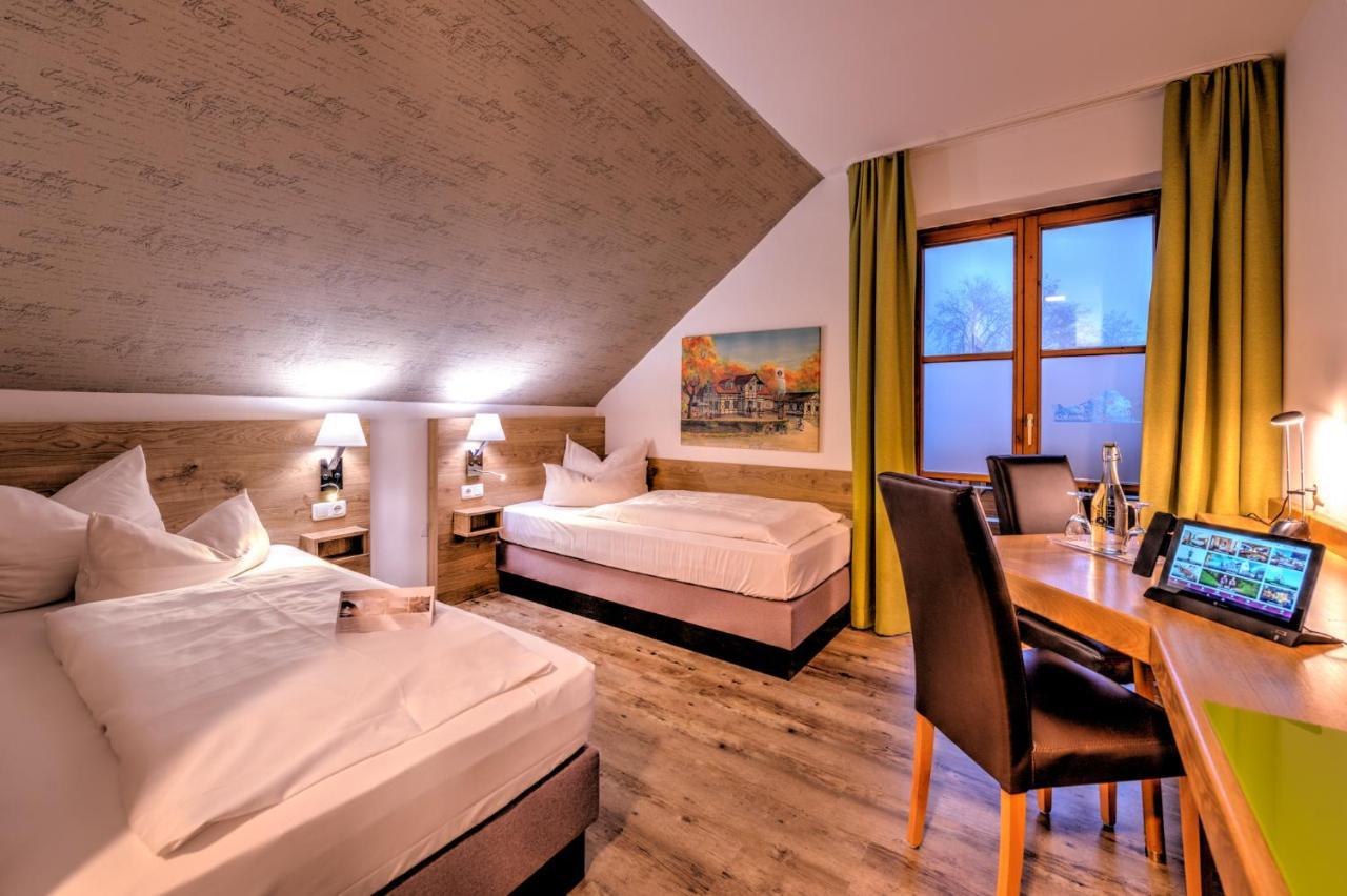 Zur Post Kuemmersbruck Hotel & Tiny Houses Extérieur photo