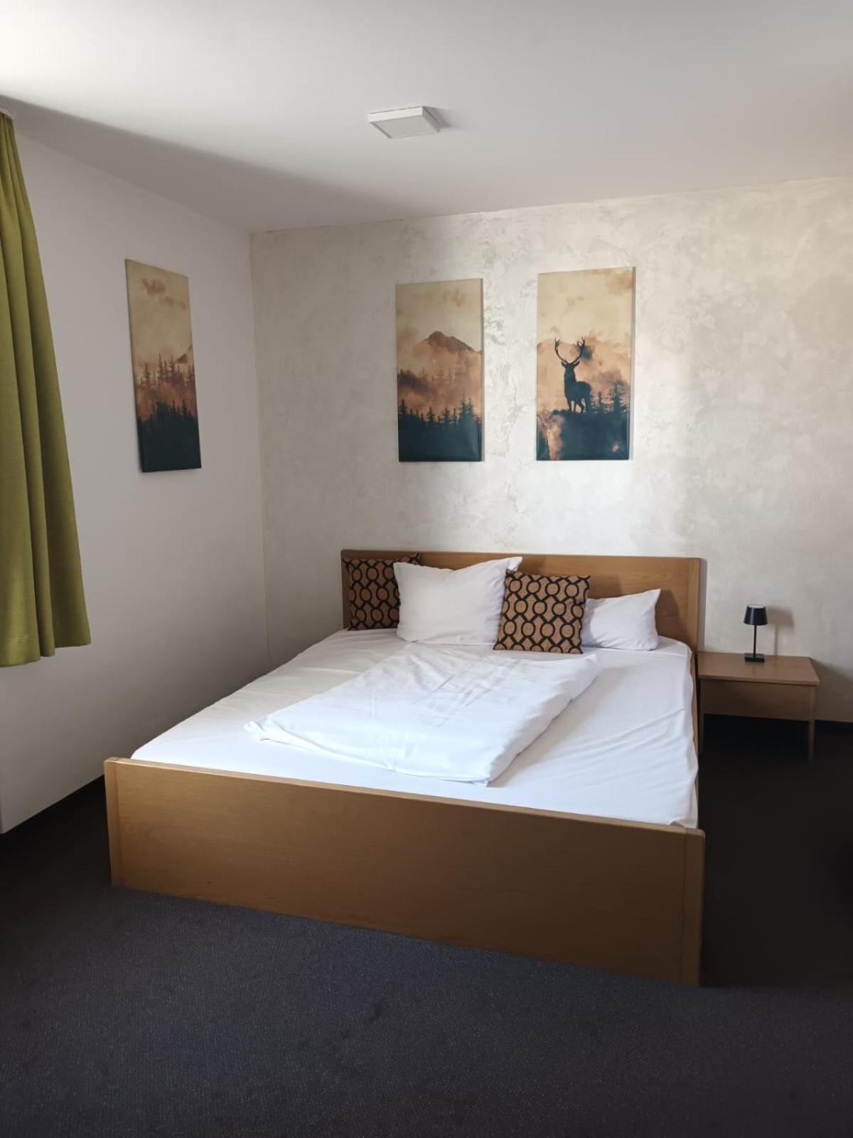 Zur Post Kuemmersbruck Hotel & Tiny Houses Extérieur photo