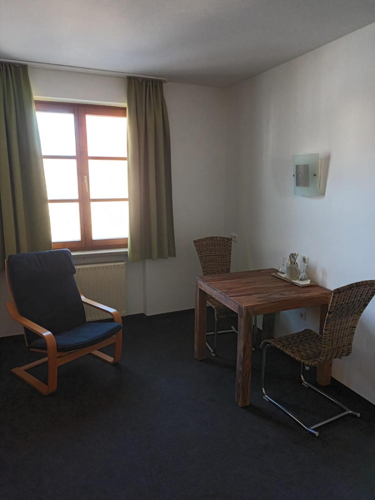 Zur Post Kuemmersbruck Hotel & Tiny Houses Extérieur photo